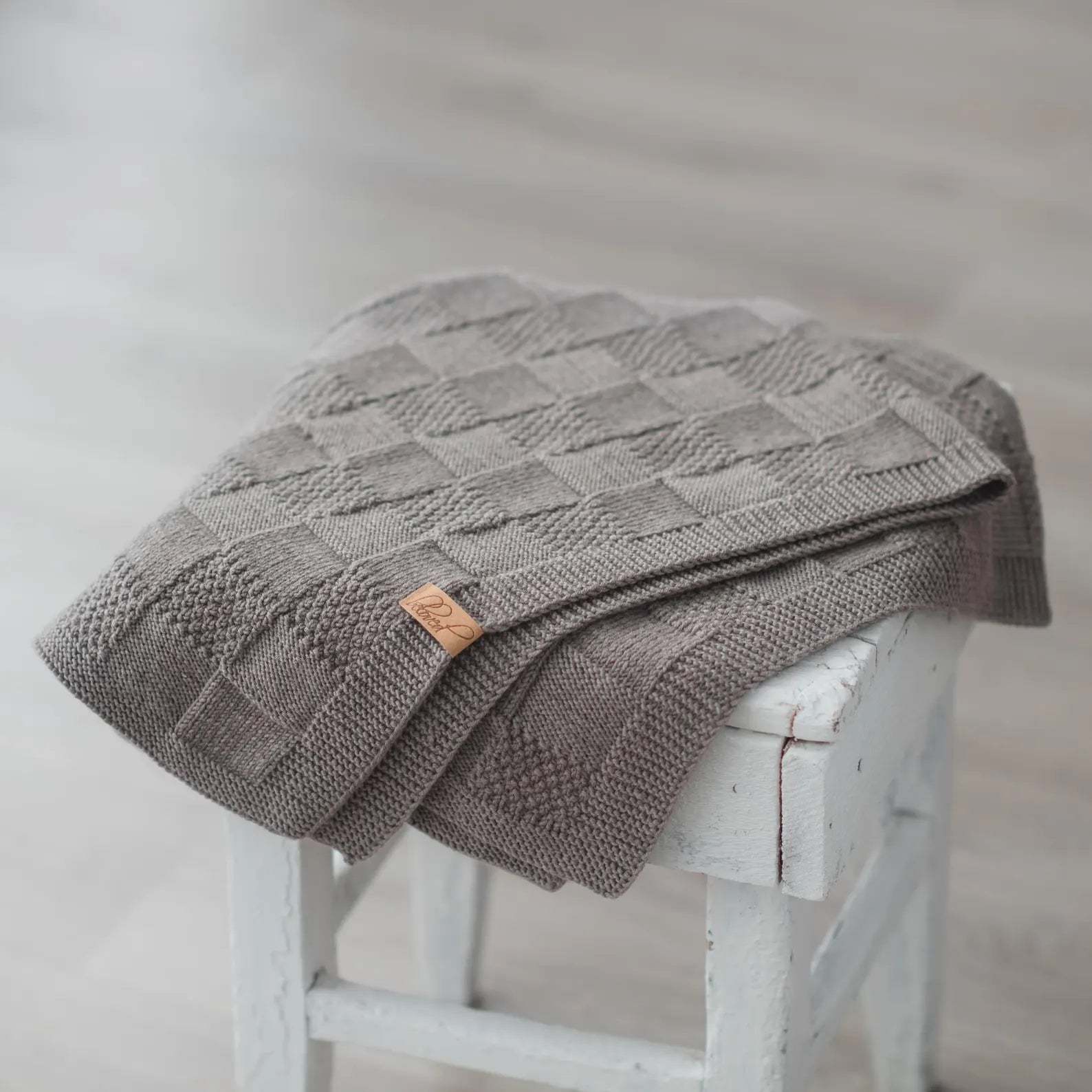 Textured Baby Blanket – Reversible &amp; Beginner-Friendly Design Knitting Pattern