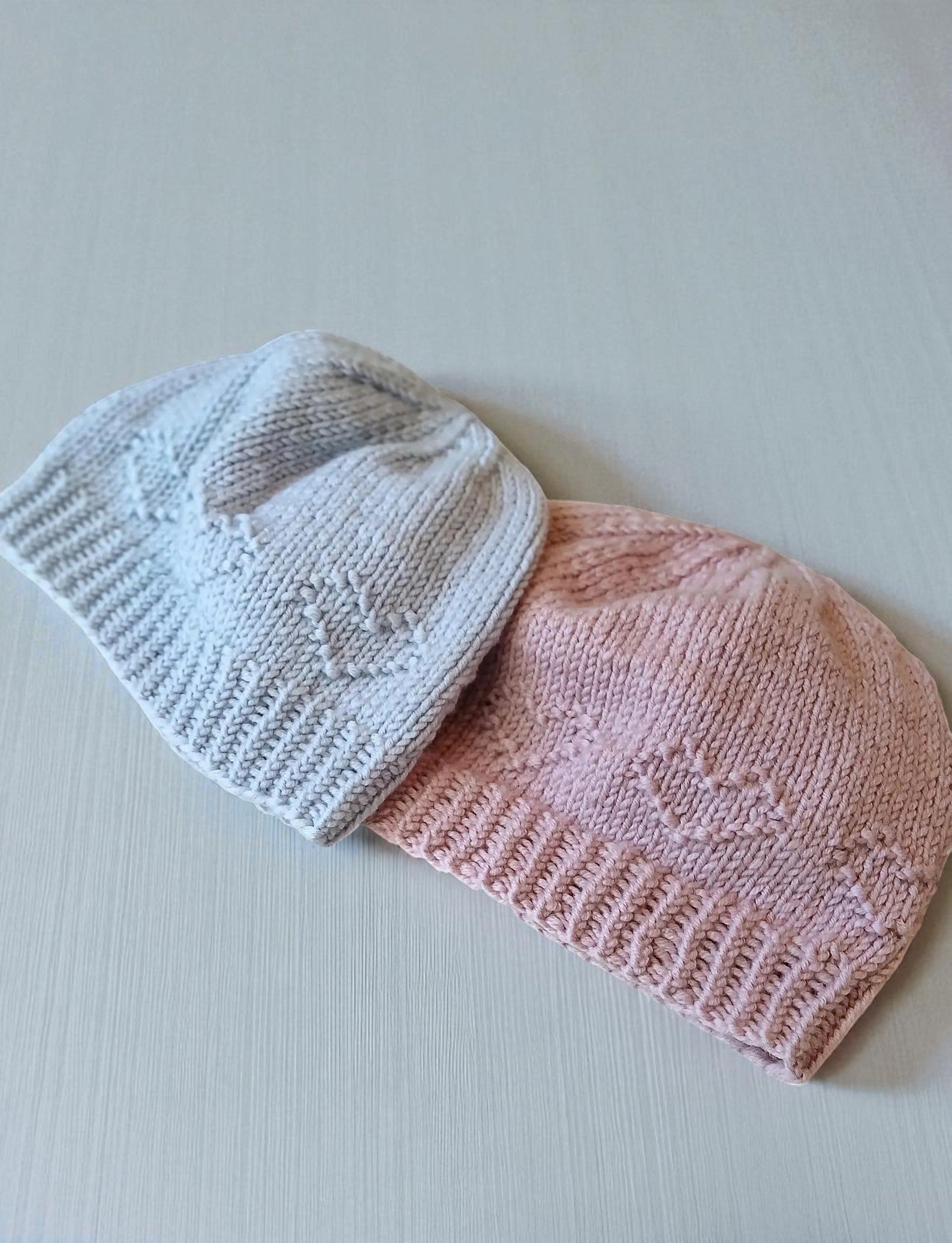 Tiny Heart Baby Hat – Sizes Newborn to 12 Months Knitting Pattern