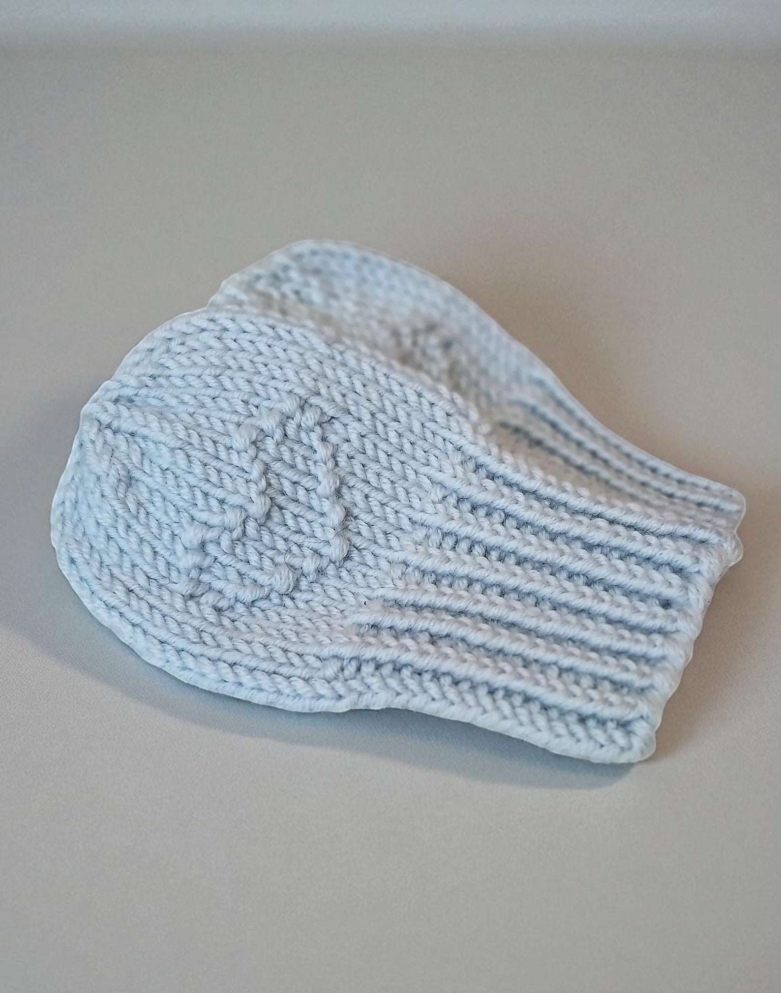 Tiny Heart Baby Hat – Sizes Newborn to 12 Months Knitting Pattern