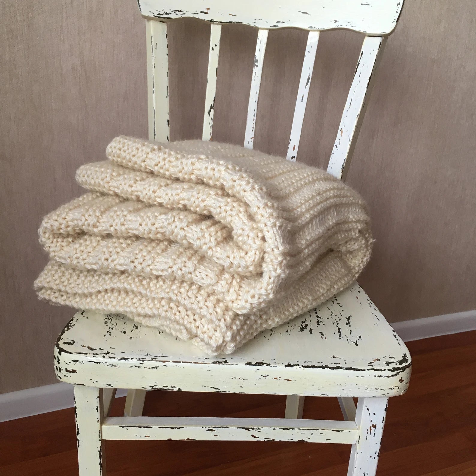 Cozy Throw Blanket - Knitting Pattern -(Multiple Sizes).
