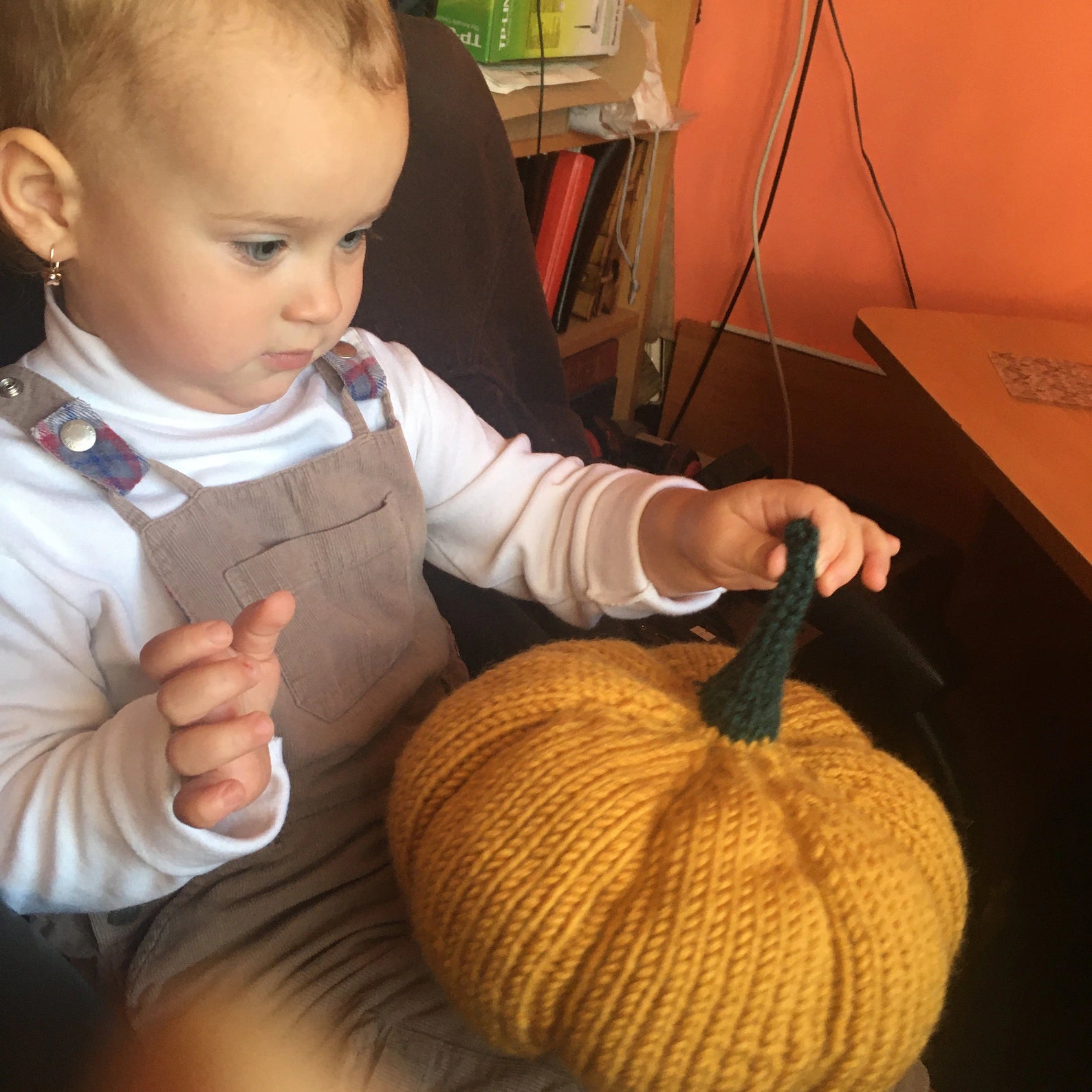 Rustic Pumpkin Chunky Knit Pumpkins for Halloween  Knitting Pattern